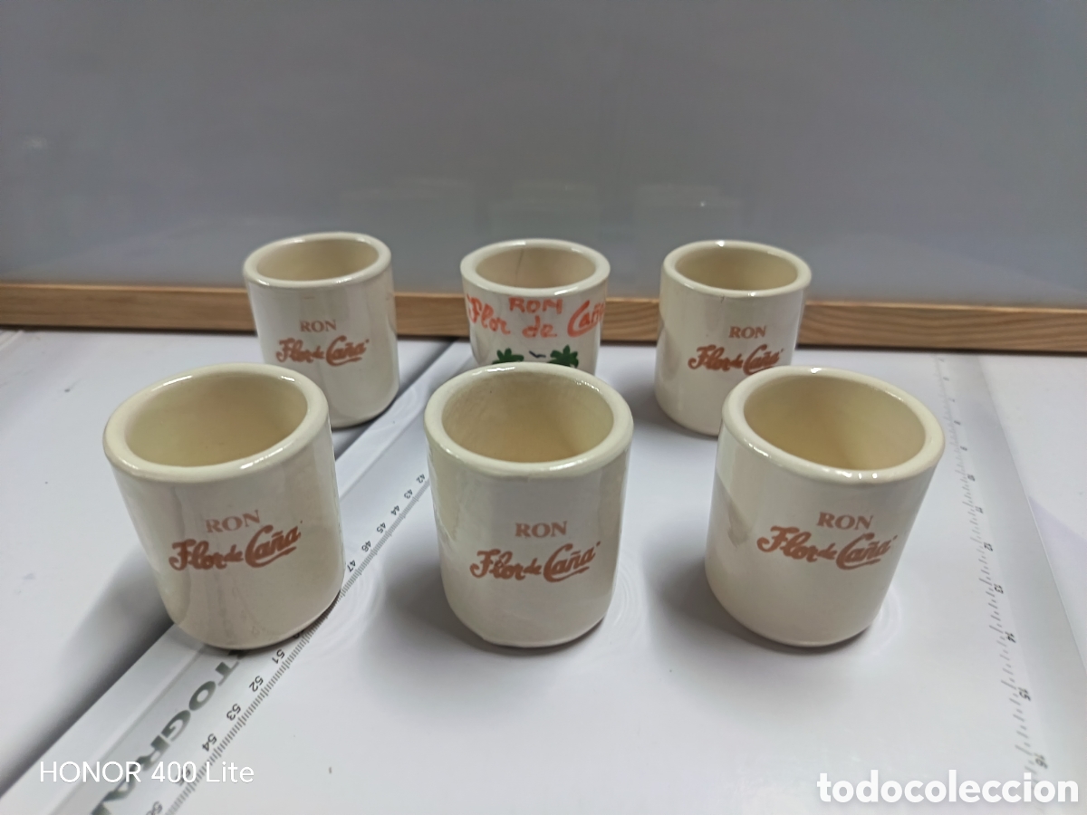 Coleccionismo: Juego de vasos de chupito cer&aacute;micos promocionales. Flor de Ca&ntilde;a