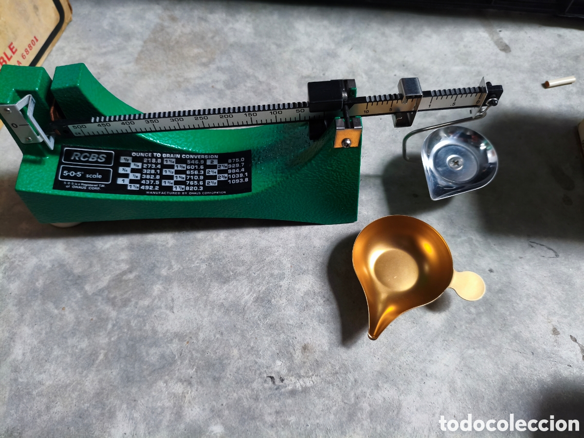 Coleccionismo: B&aacute;scula RCBS 5-0-5 + Powder Trickler