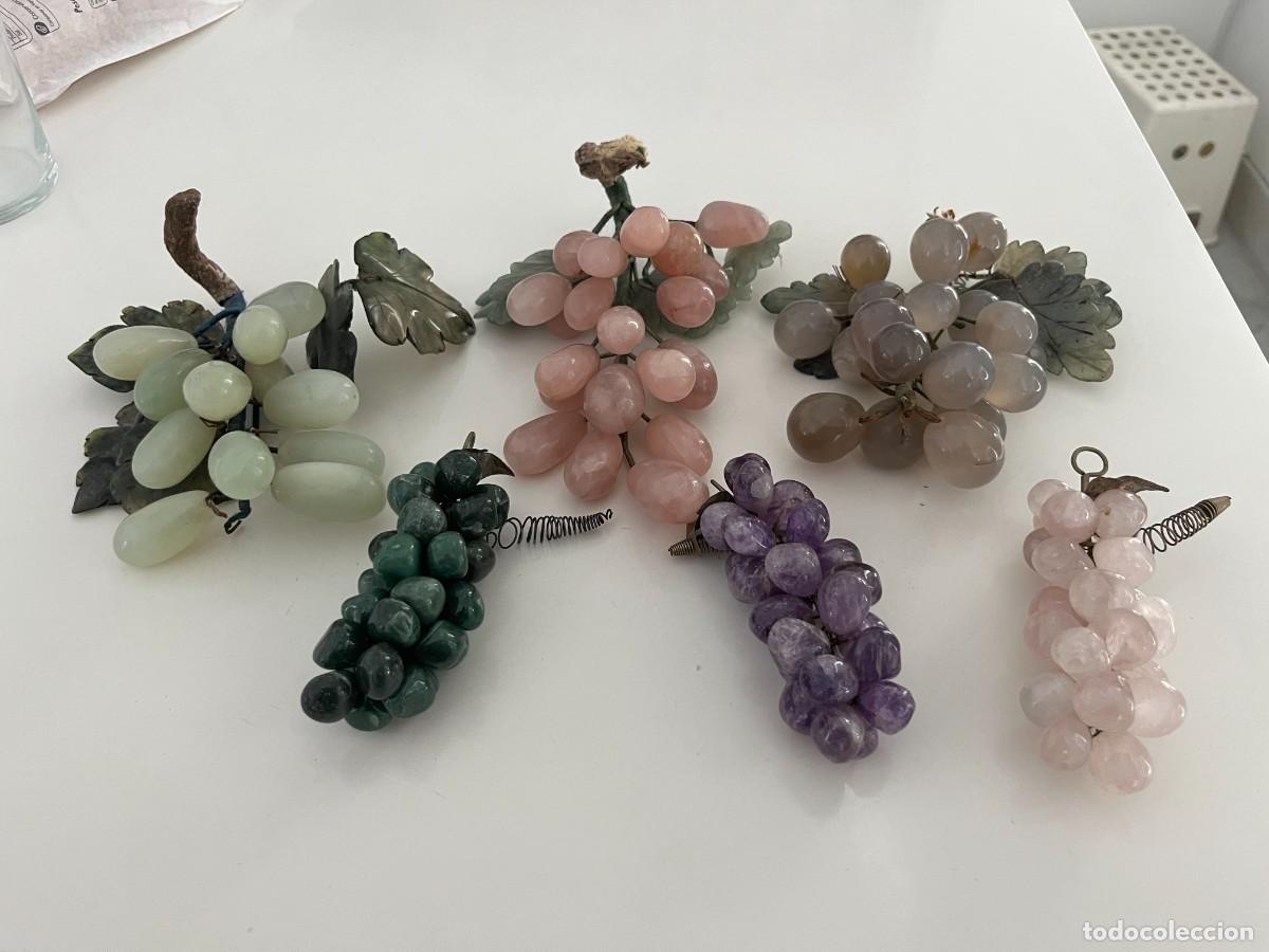 Coleccionismo: RACIMOS DE UVAS de piedra semipreciosas de jade