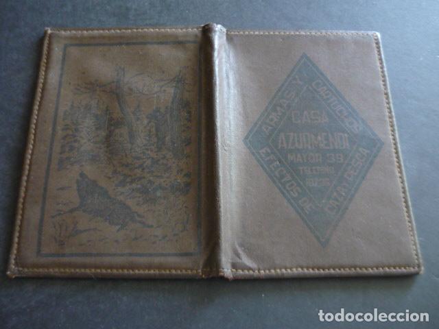 Coleccionismo: MADRID CASA AZURMENDI ARMAS Y CARTUCHOS ARTICULOS CAZA Y PESCA ANTIGUA CARTERA PUBLICITARIA 8 X 11,5