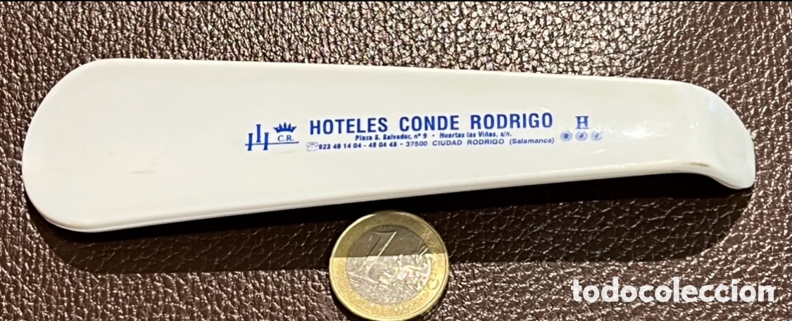 Coleccionismo: Calzador. Publicidad Hoteles Conde Rodrigo. Ciudad Rodrigo. Salamanca. Pl&aacute;stico.
