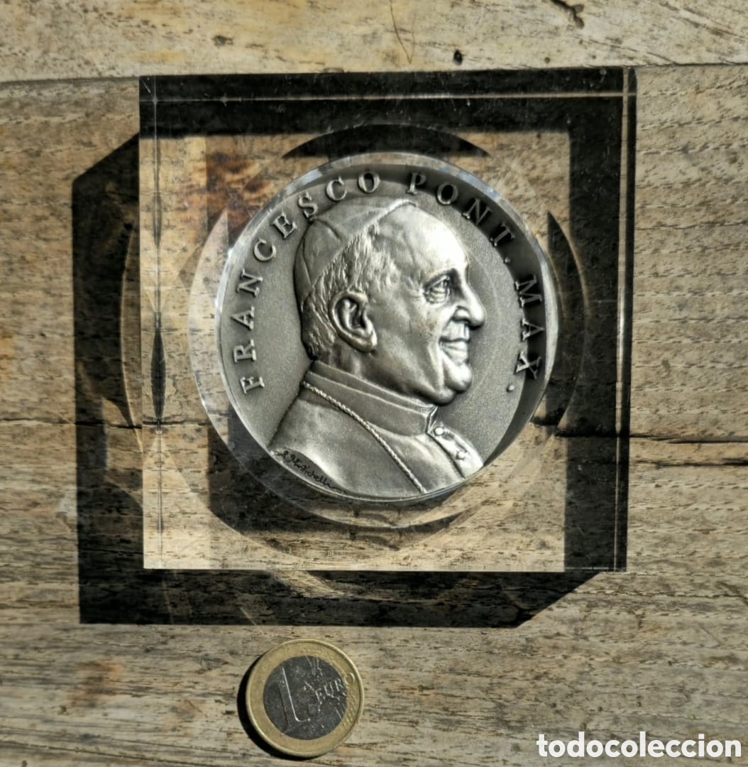 Coleccionismo: Medalla Francisco Metacrilato