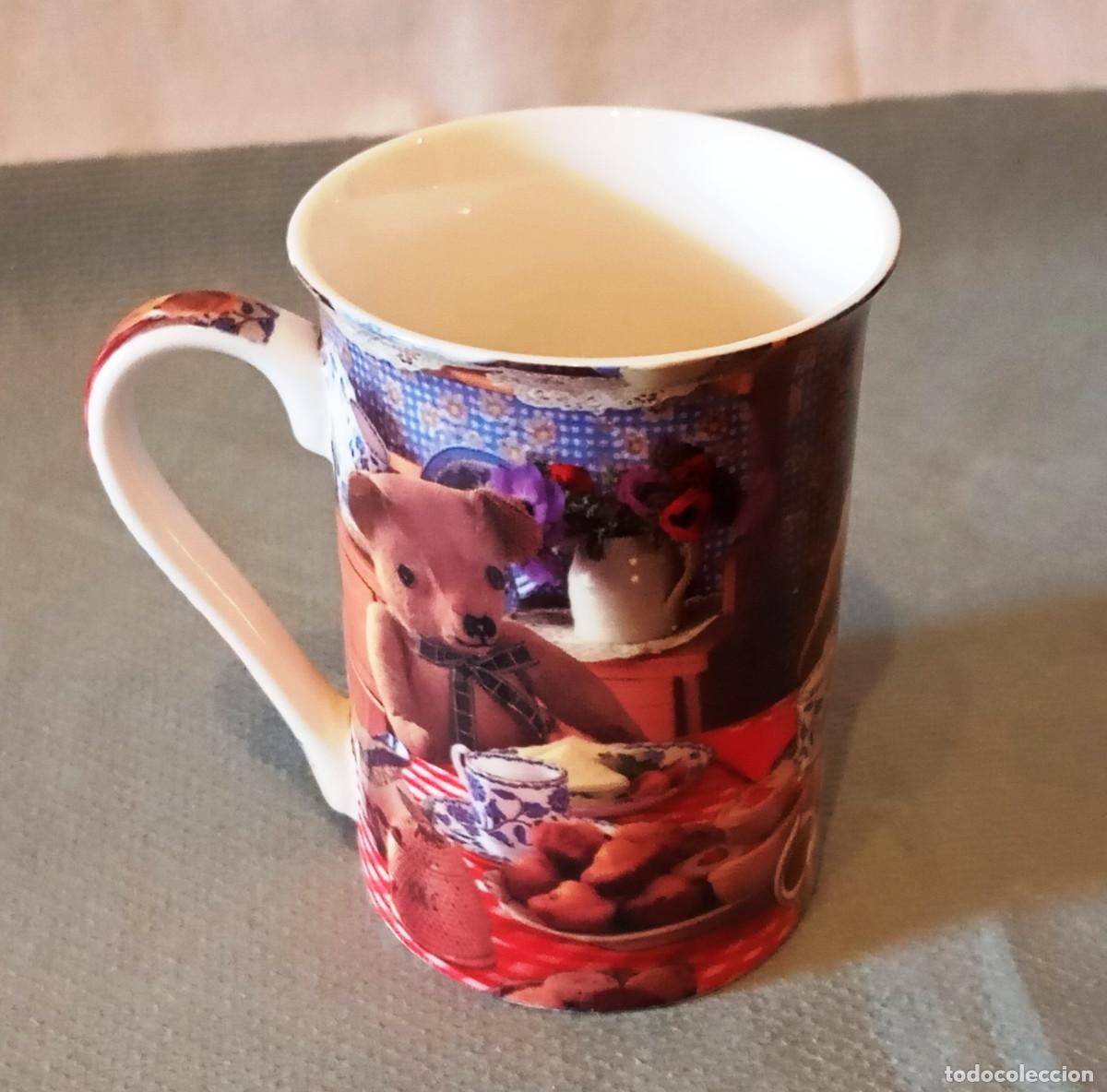 Coleccionismo: Taza porcelana fina Teatime Teddies. Preciosa taza de porcelana fina con un dise&ntilde;o &rdquo;Teatime Teddies&rdquo;