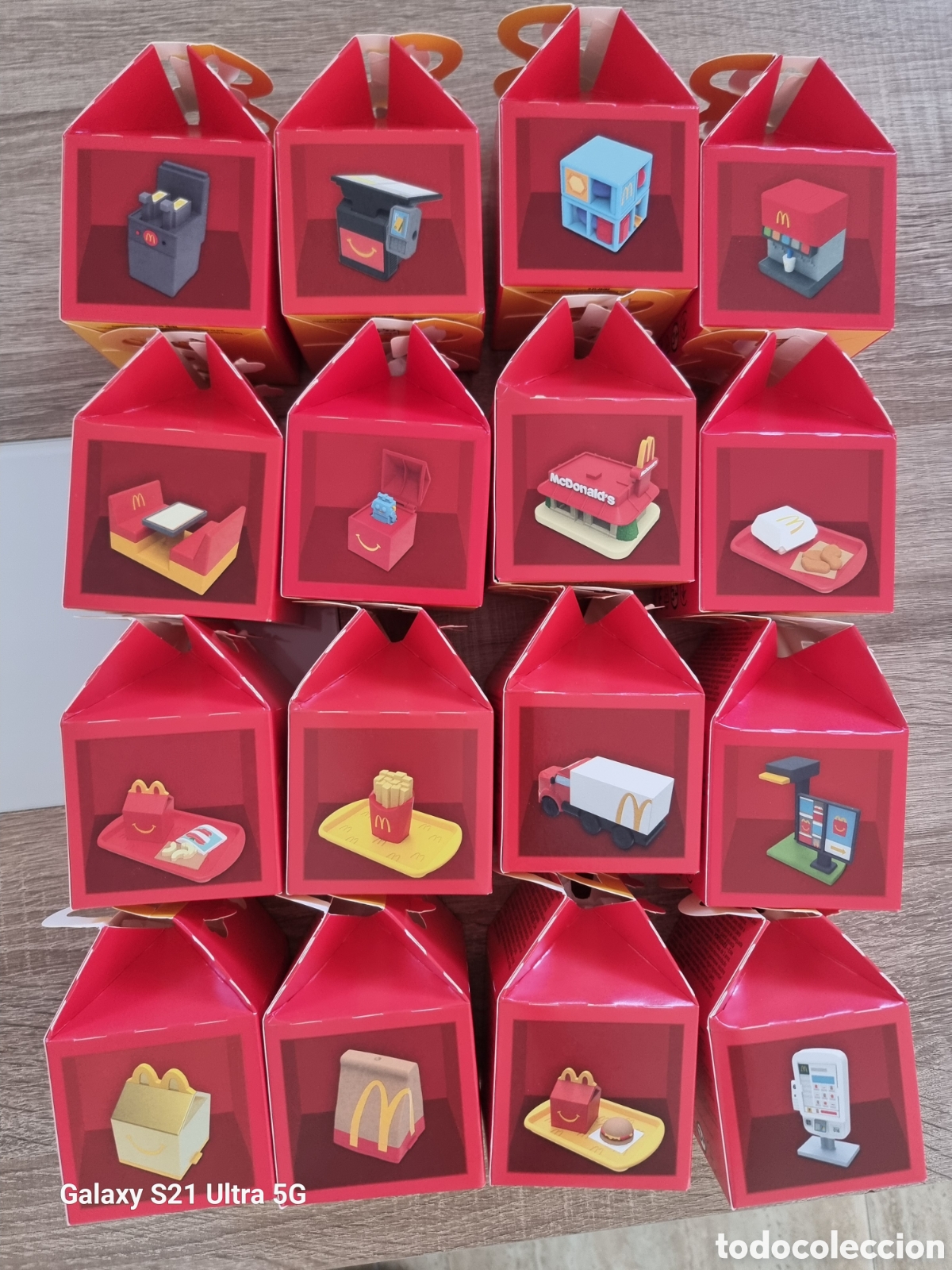 Coleccionismo: 16 figuras de mini mcdonalds - Foto 2