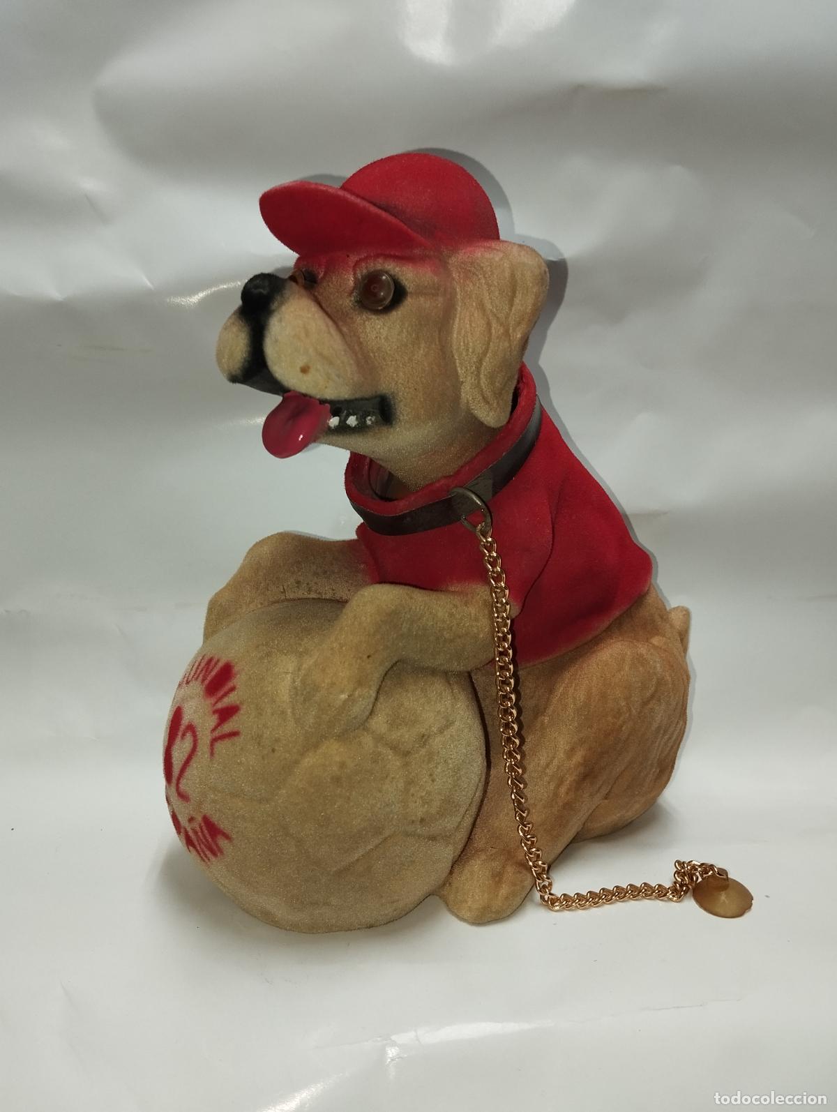 Coleccionismo: FIGURA PARA COCHE DE PERRO CON CABEZA M&Oacute;VIL VINTAGE A&Ntilde;OS 80 MUNDIAL ESPA&Ntilde;A 82