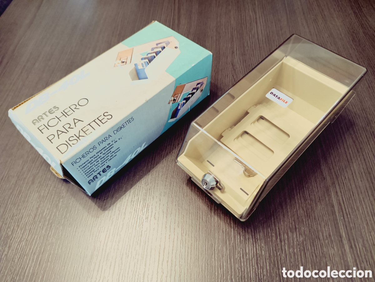 Coleccionismo: Antiguo Archivador Diskettes / Discos 3&rdquo; 1/2