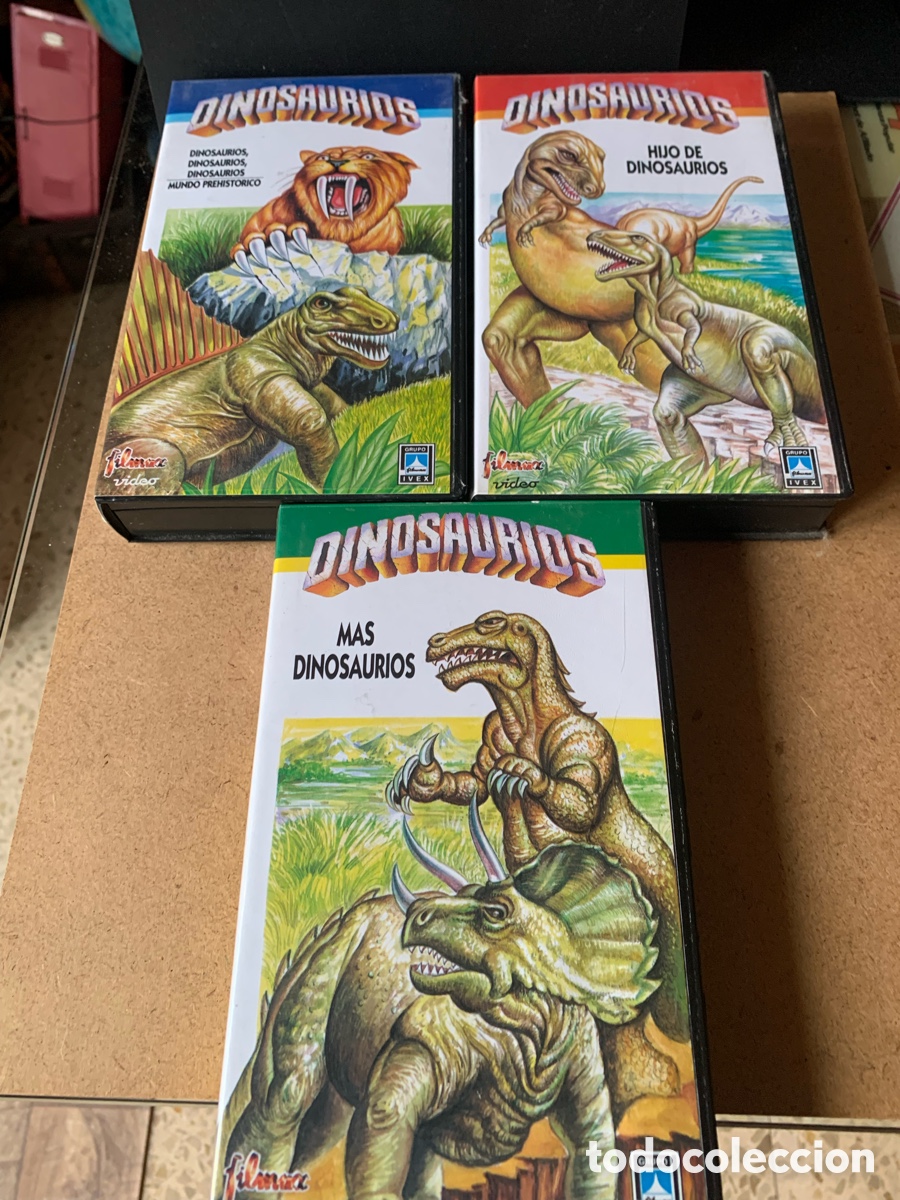 Coleccionismo: LOTE DE 3 V&Iacute;DEOS DE DINOSAURIOS. A&Ntilde;OS 90.
