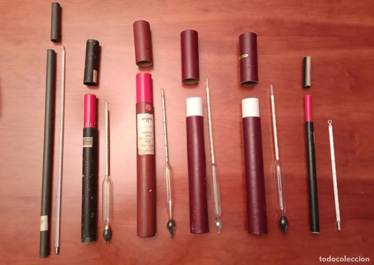 Coleccionismo: Lote de seis antiguos instrumentos de medicion de laboratorio.