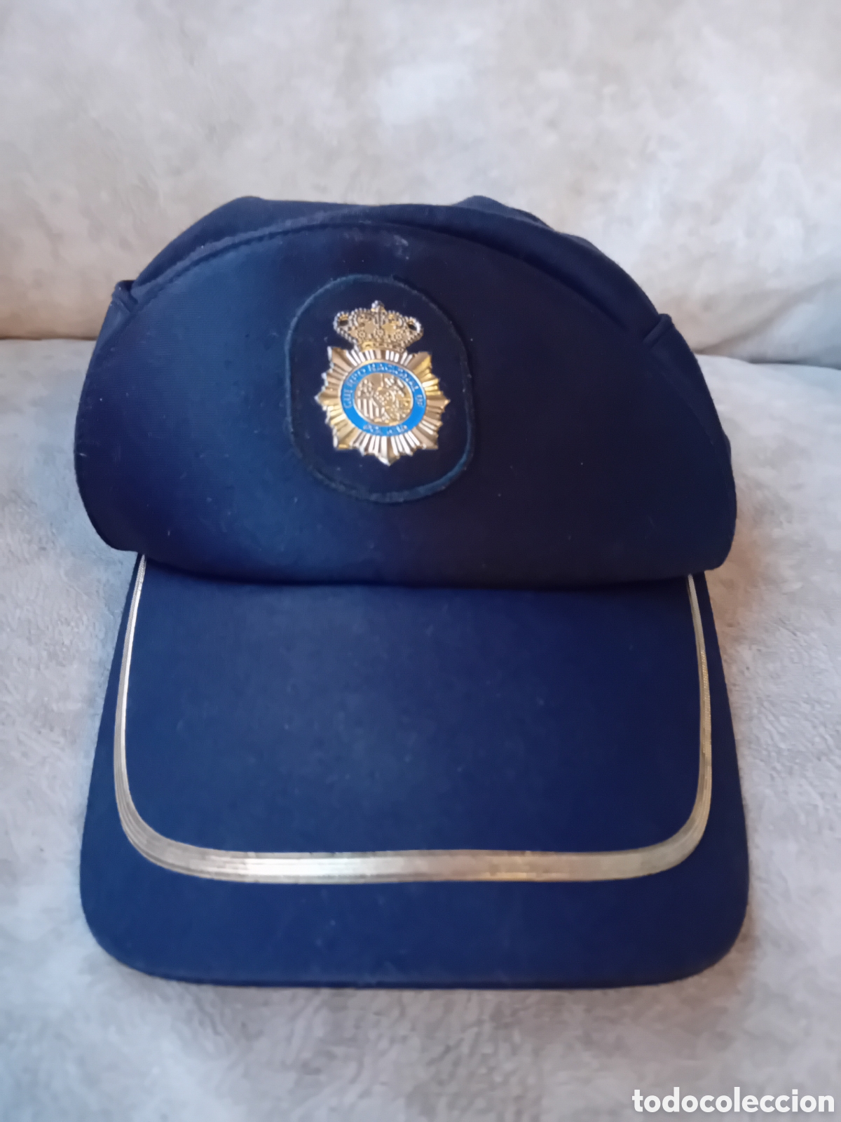 Coleccionismo: Gorra Polic&iacute;a Nacional (Escala B&aacute;sica)