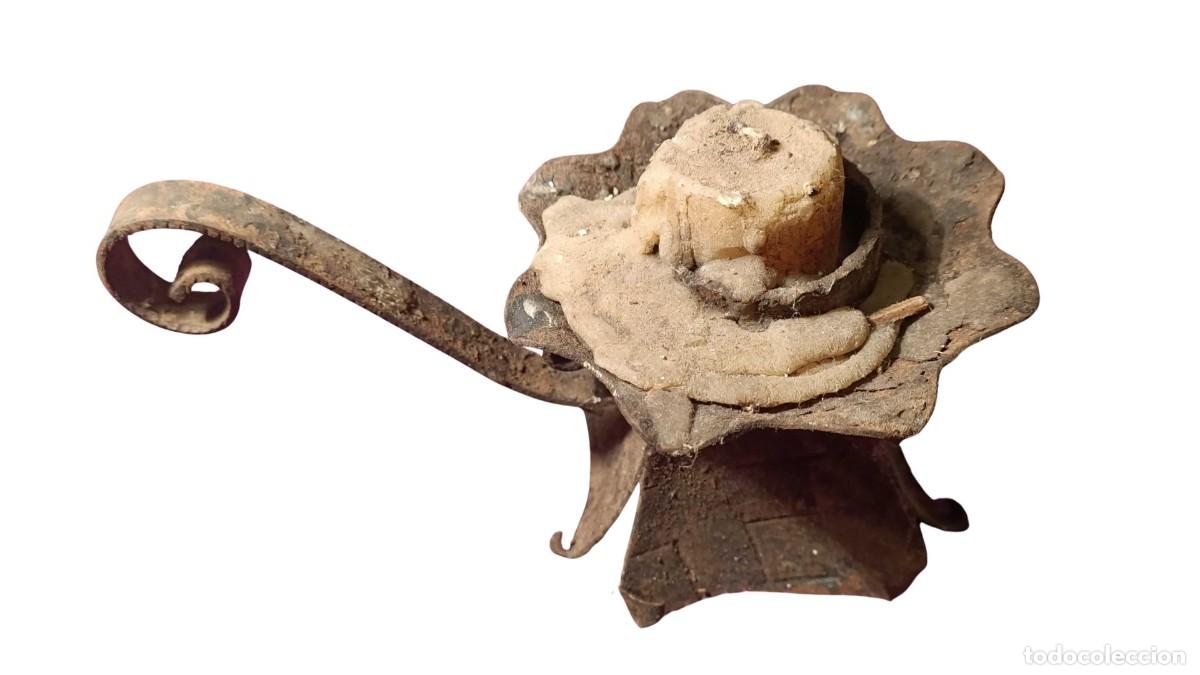 Coleccionismo: PALMATORIA HIERRO FORJADO A MARTILLO &middot; MANGO VOLUTA &middot; PLATILLO FESTONEADO &middot; SIGLOS XV&ndash;XVII