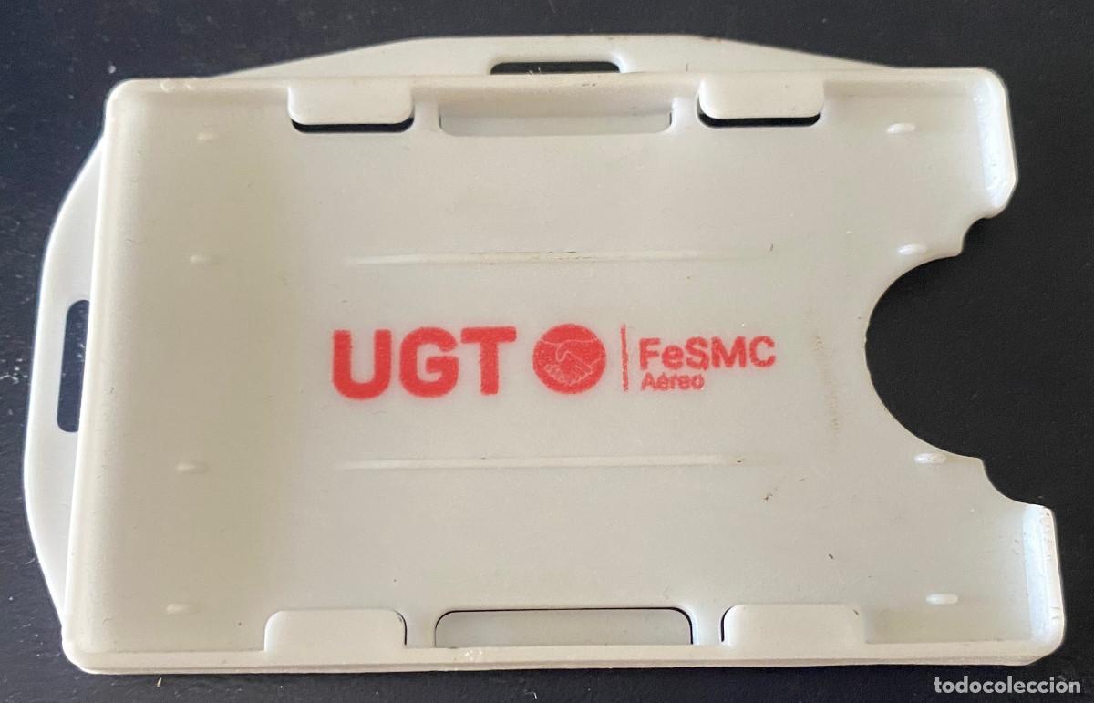 Colecionismo: Tarjetero para llevar colgadas 2 tarjetas de identificaci&oacute;n, una por lado. Promocional de UGT a&eacute;reo.