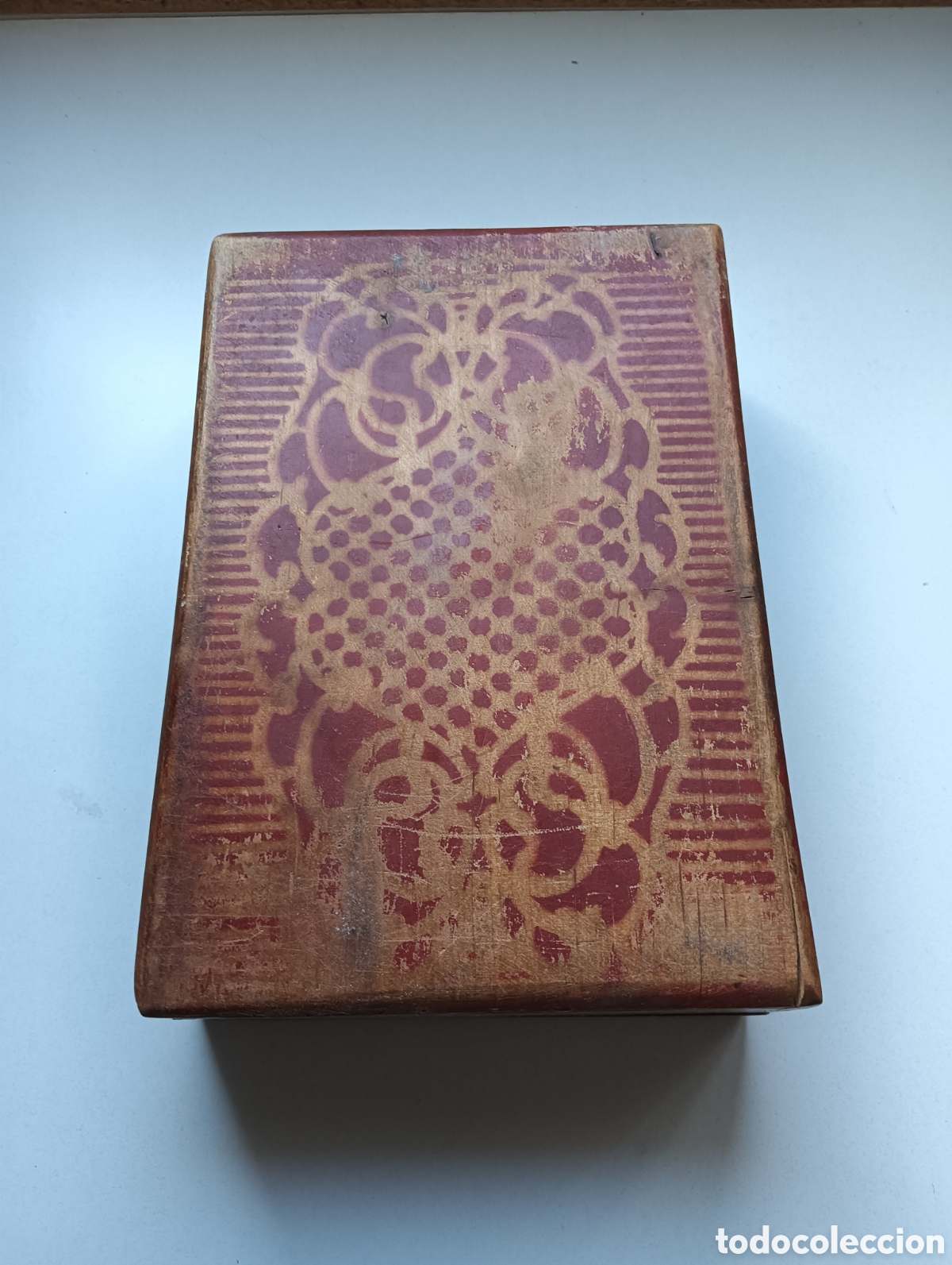 Coleccionismo: Antigua caja de madera.