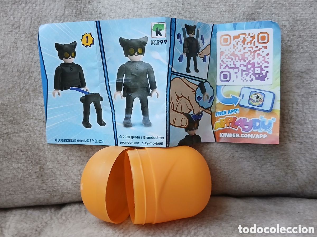 Collecting: Huevo kinder playmobil DC Catwoman