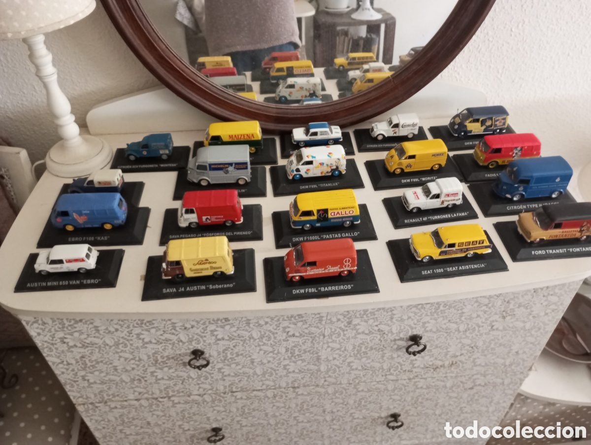 Coleccionismo: Lote 20 Altaya 1/43 Reparto y Servicio - Mayor&iacute;a sin retrovisor - Precio diorama