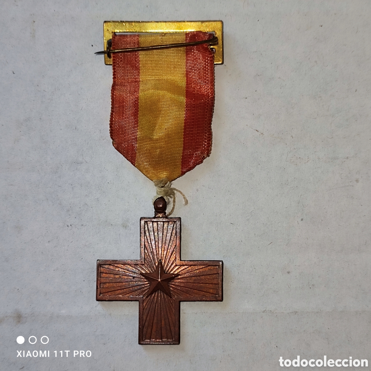 Coleccionismo: Medalla al m&eacute;rito di guerra. - Foto 3