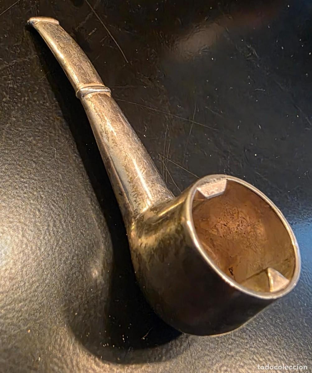 Coleccionismo: Pipa Antigua de Metal Plateado con Mango Estilo Bamb&uacute; &ndash; Pieza de Colecci&oacute;n
