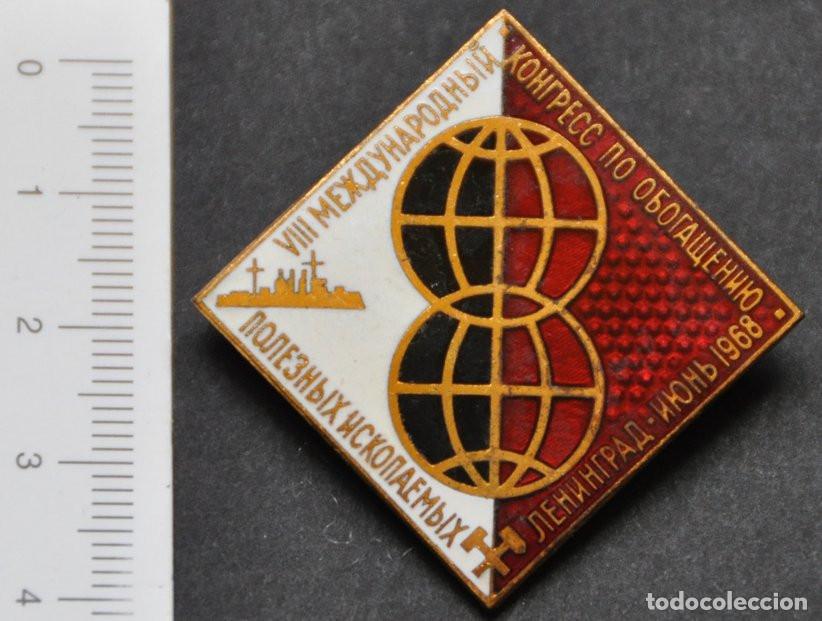 Coleccionismo: INSIGNIA SOVI&Eacute;TICA DEL VIII CONGRESO INTERNACIONAL DE PROCESAMIENTO DE MINERALES - LENINGRADO 1968