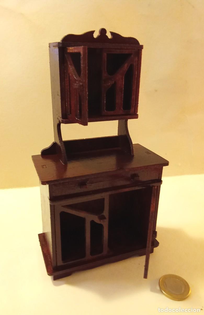 Coleccionismo: Colecci&oacute;n de muebles de madera en miniatura - Foto 2