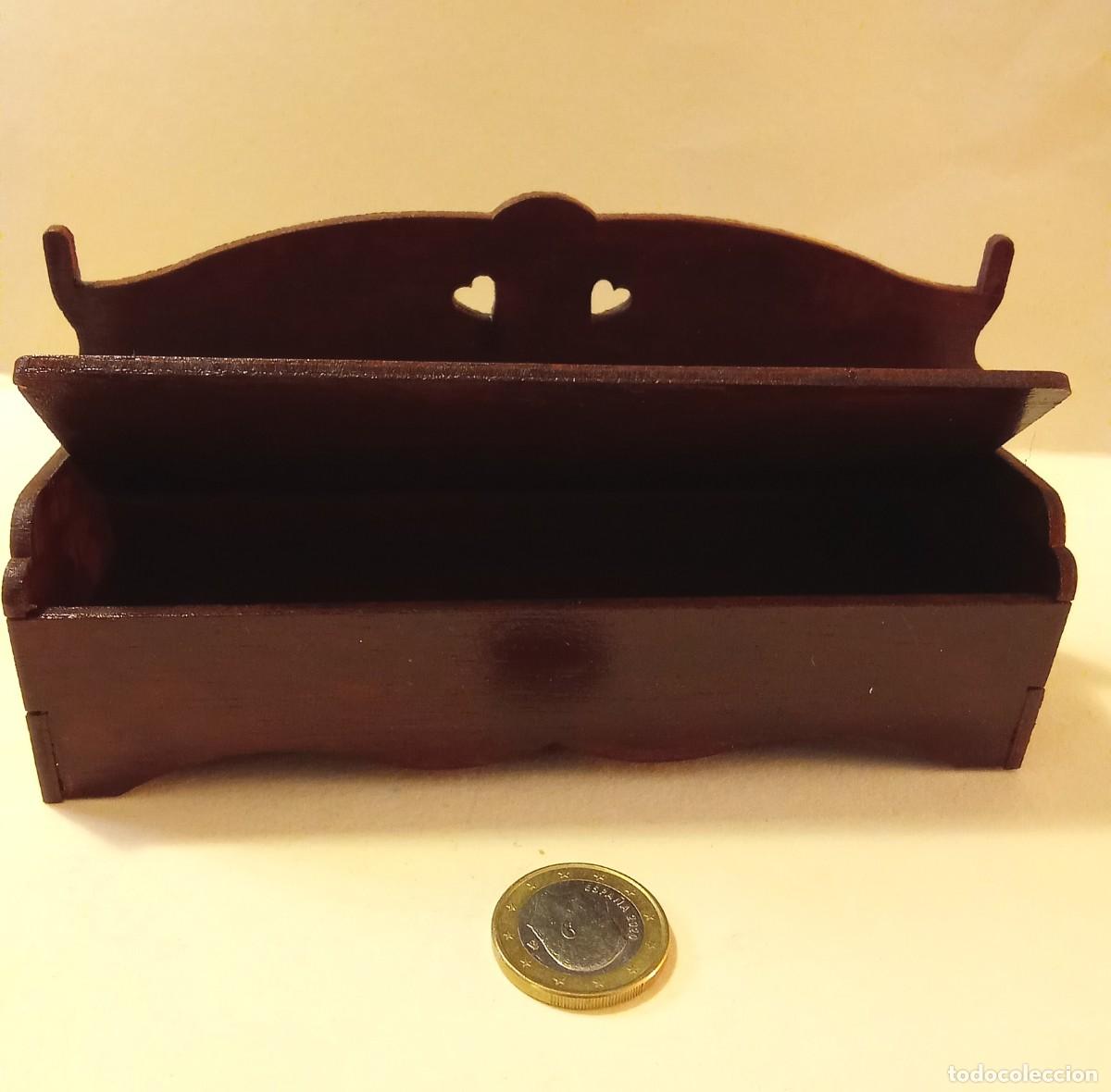 Coleccionismo: Colecci&oacute;n de muebles de madera en miniatura - Foto 6
