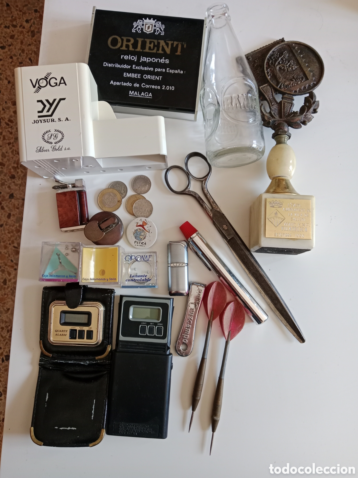 Collecting: LOTE ANTIG&Uuml;EDADES VARIAS