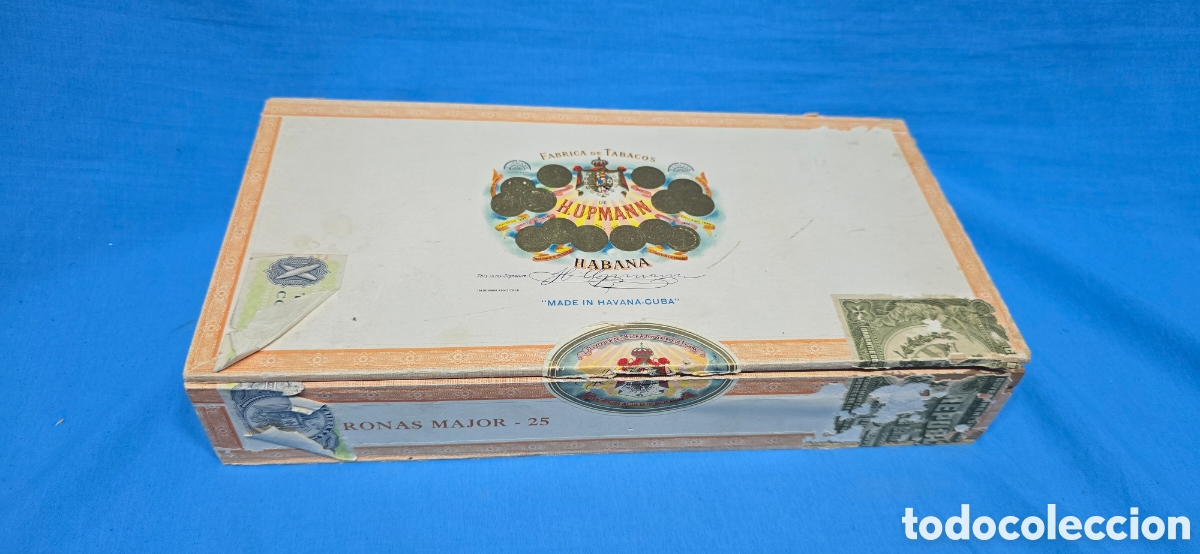 Coleccionismo: ABTIGUA CAJA DE PUROS 25 CORONAS MAJOR CON 3 TUBOS ALUMINIO LLENOS. H. UPMANN HABANA MUY BUEN ESTADO