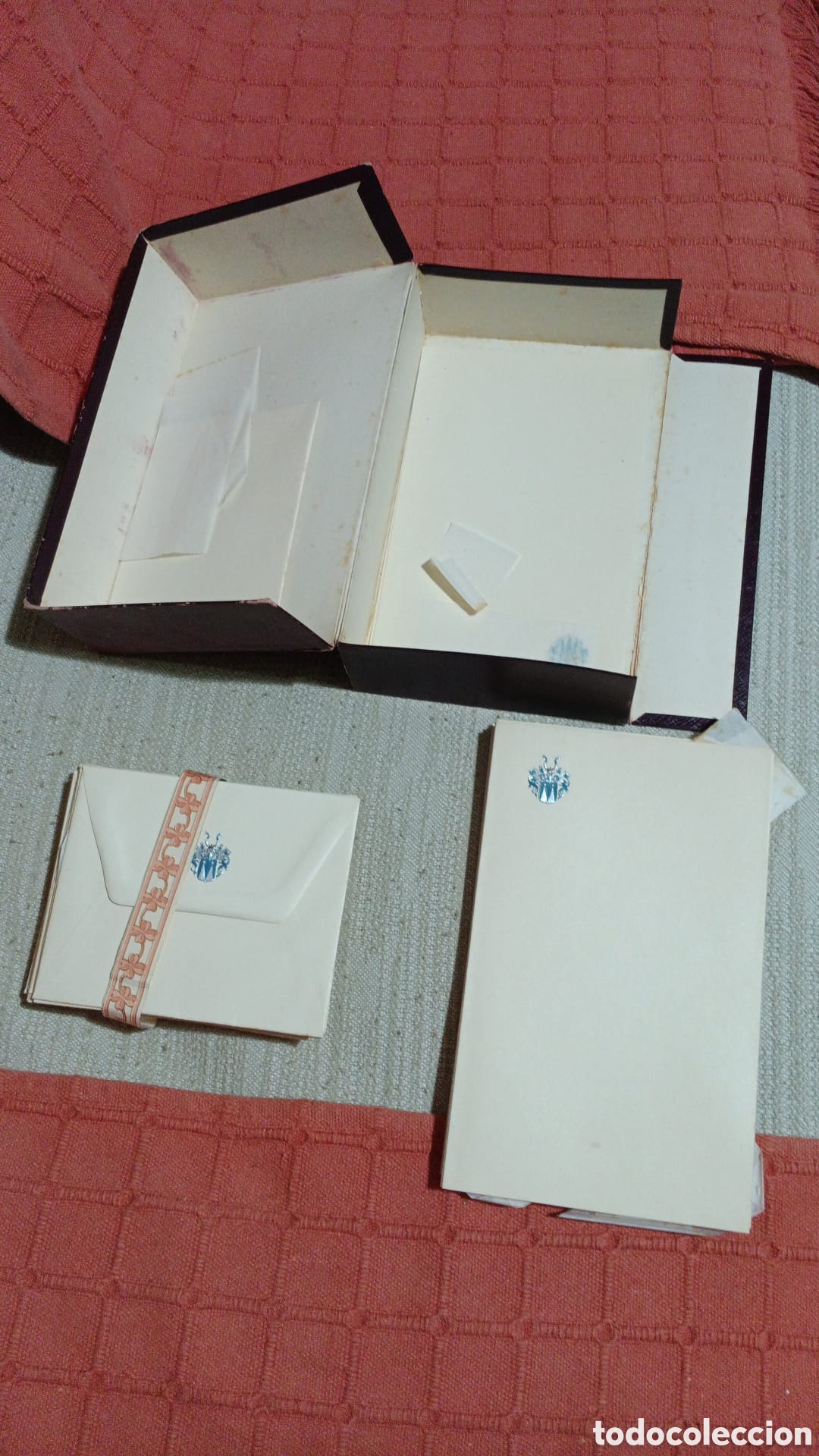 Coleccionismo: Caja alemana sobres y hojas para correspondencia