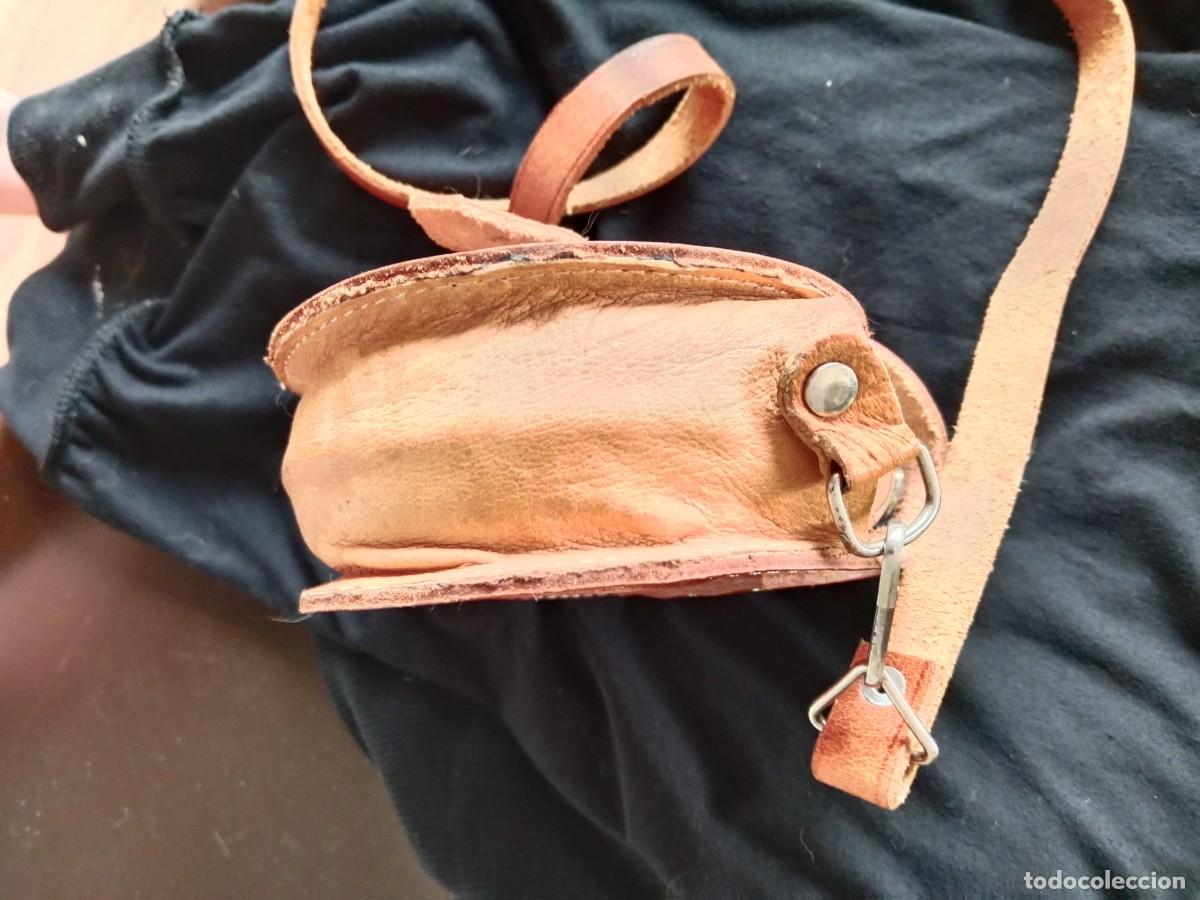 Coleccionismo: Cantimplora de cuero vintage Camel - Foto 2