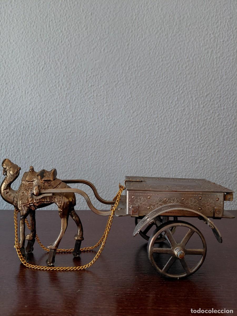 Coleccionismo: Pitillera decorativa de camello con carruaje - Foto 3