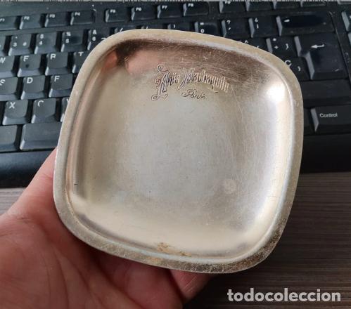 Colecionismo: An&iacute;s Machaquito. Rute C&oacute;rdoba. Antiguo cenicero met&aacute;lico de publicidad propaganda.