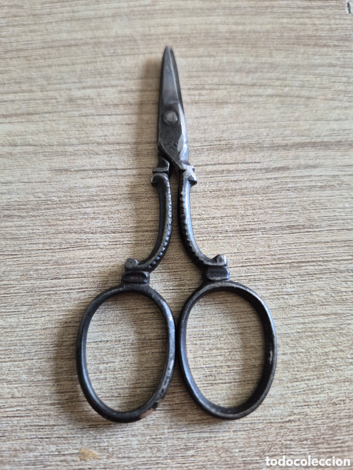 Coleccionismo: Tijeras de Costura Marca Abascal Y Ruiz - SIGLO XIX - 8,5 cm. - EXCELENTES .