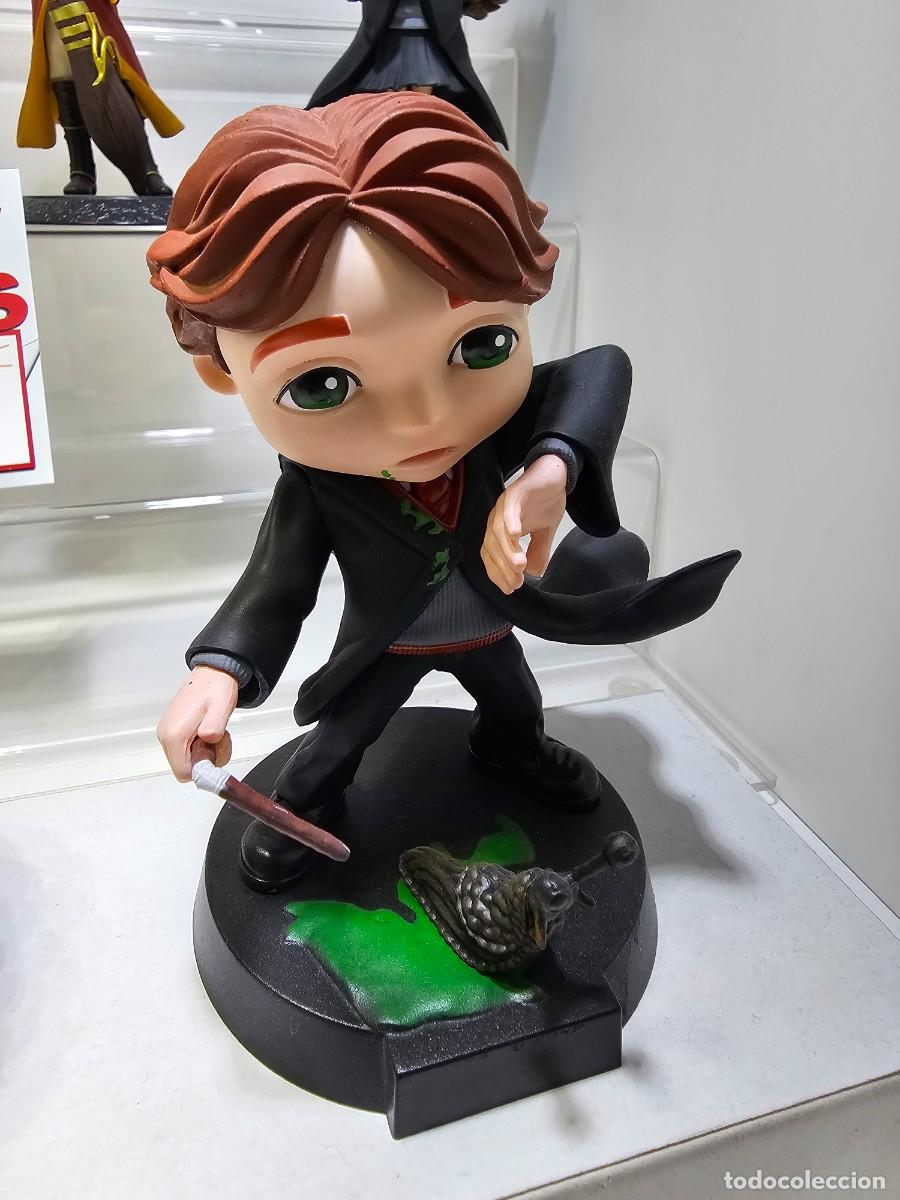 Coleccionismo: Figura Minico Harry Potter Ron Wesley con la varita rota