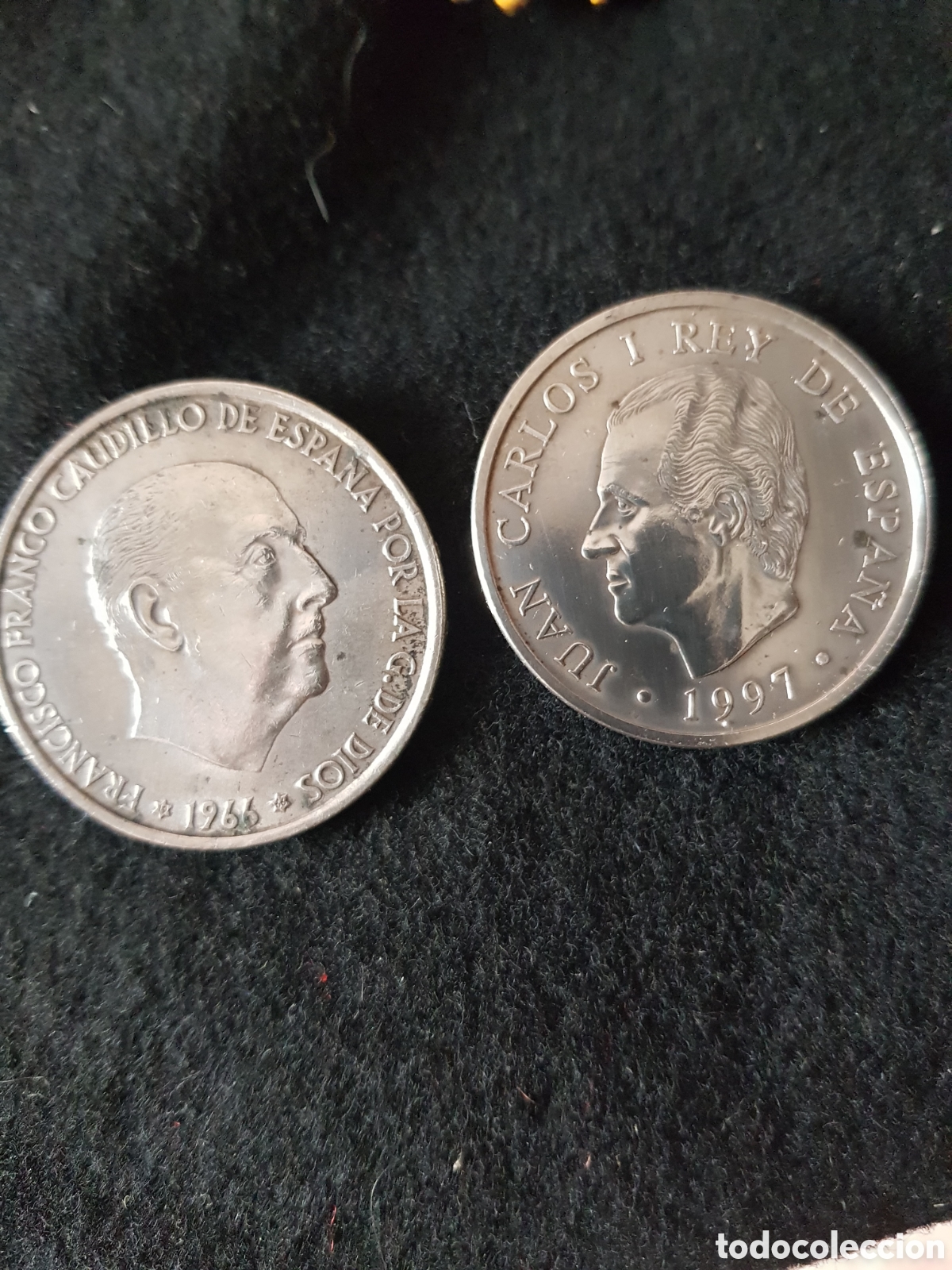 Coleccionismo: LOTE DE 2 MONEDAS DE PLATA