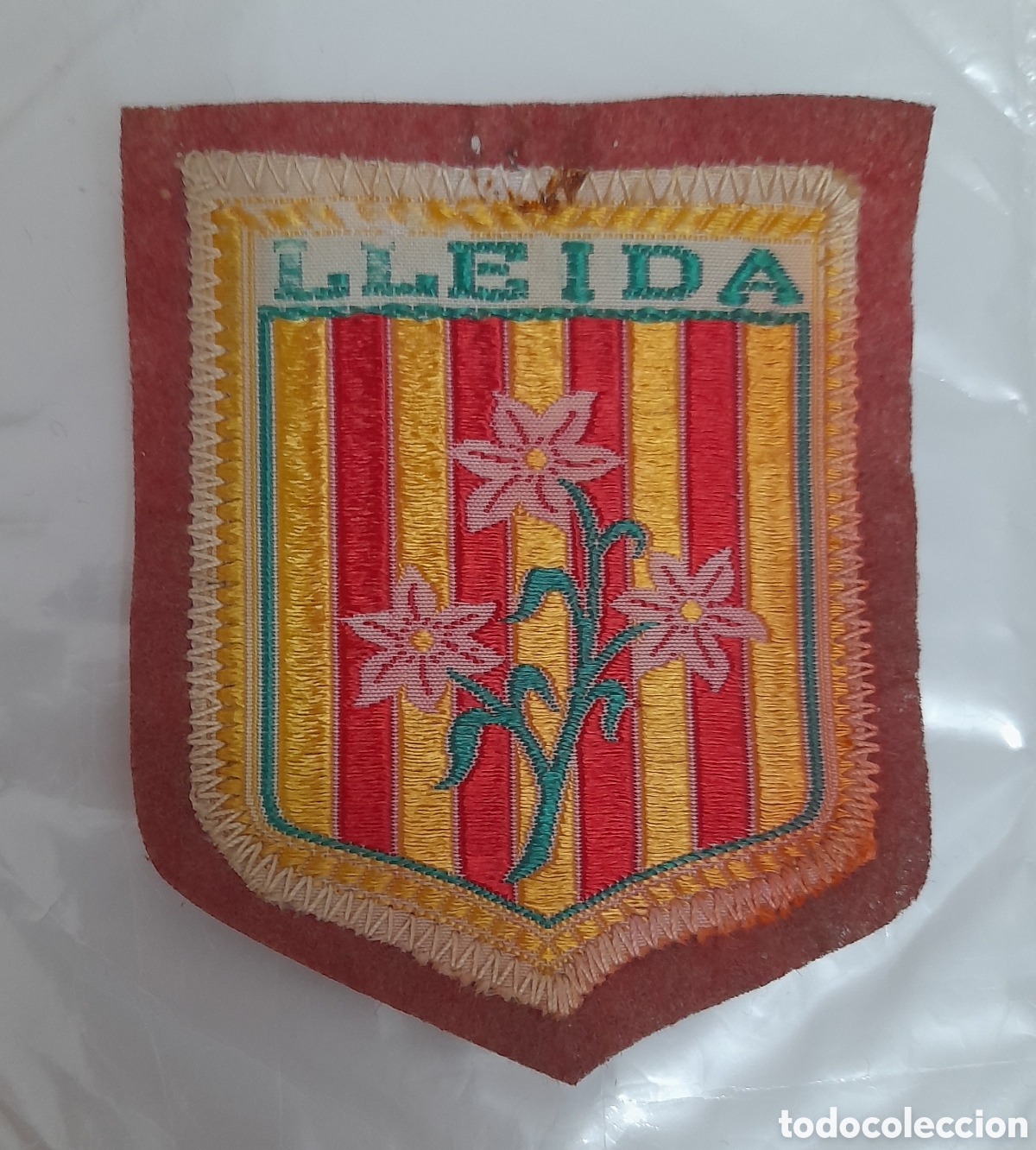 Coleccionismo: Escudo parche bordado tela fieltro souvenir Lleida L&eacute;rida