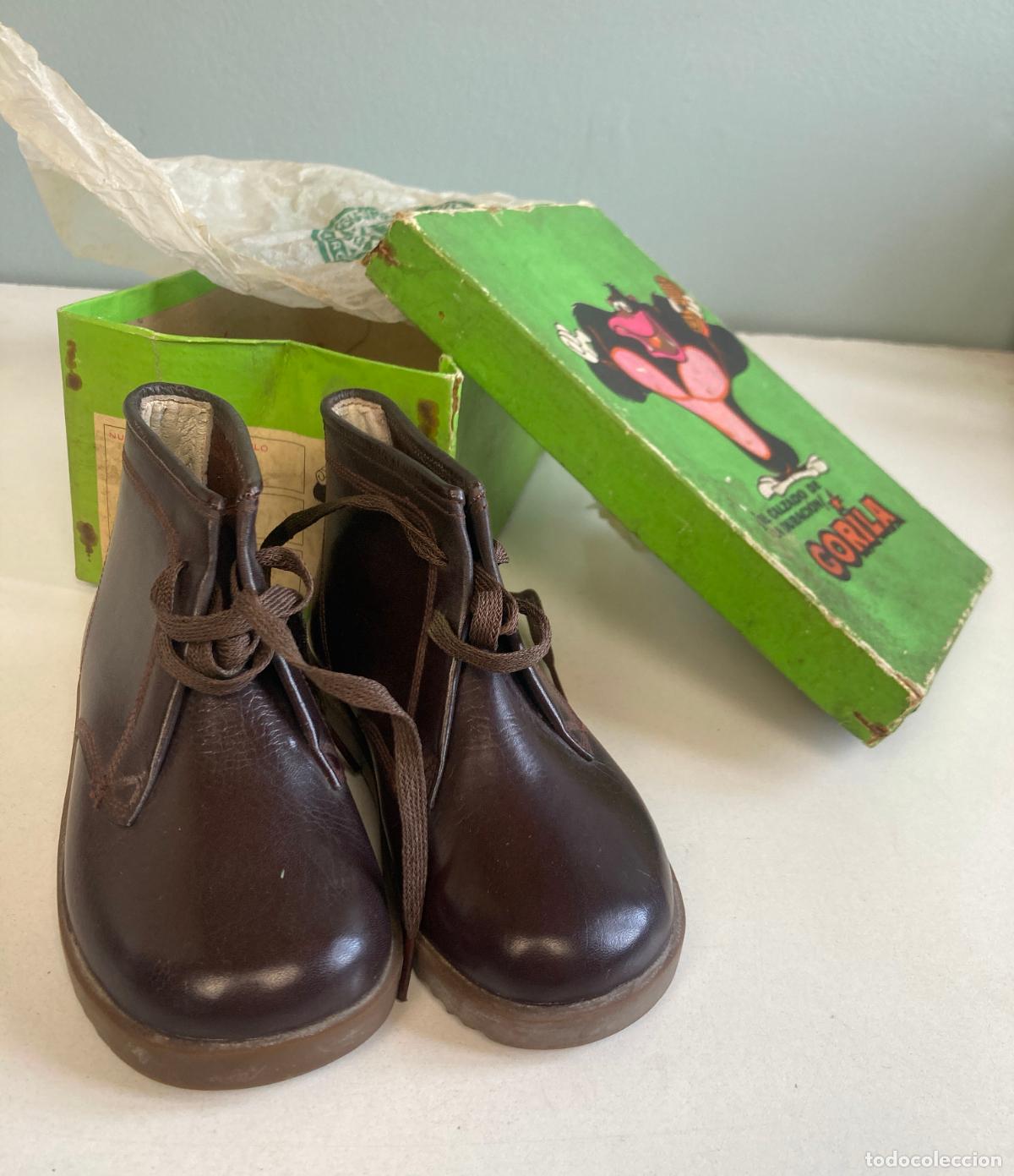 Coleccionismo: ANTIGUAS BOTAS PARA NI&Ntilde;O, CALZADOS GORILA, SIN ESTRENAR CAJA ORIGINAL