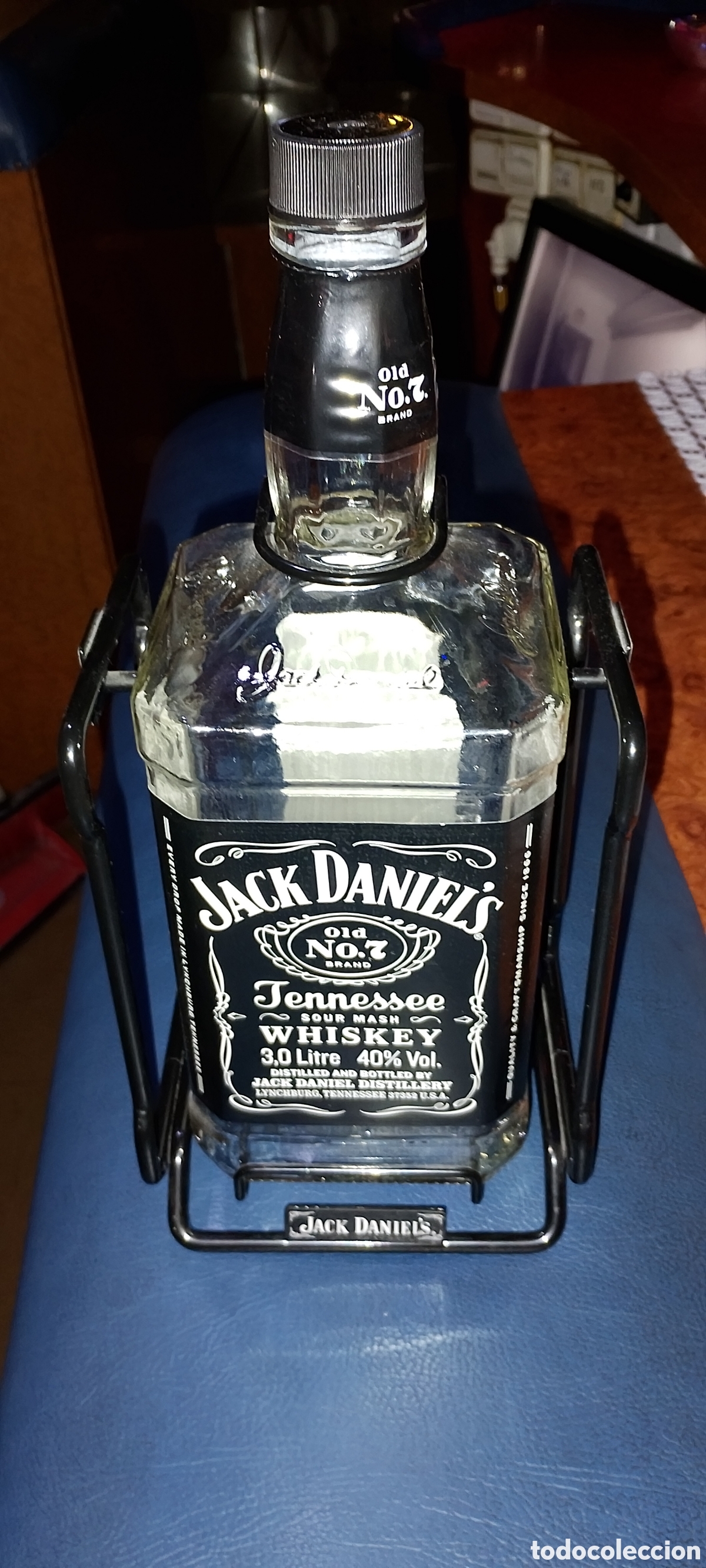 Coleccionismo: Botella de Jack Daniels de 3 litros con cuna