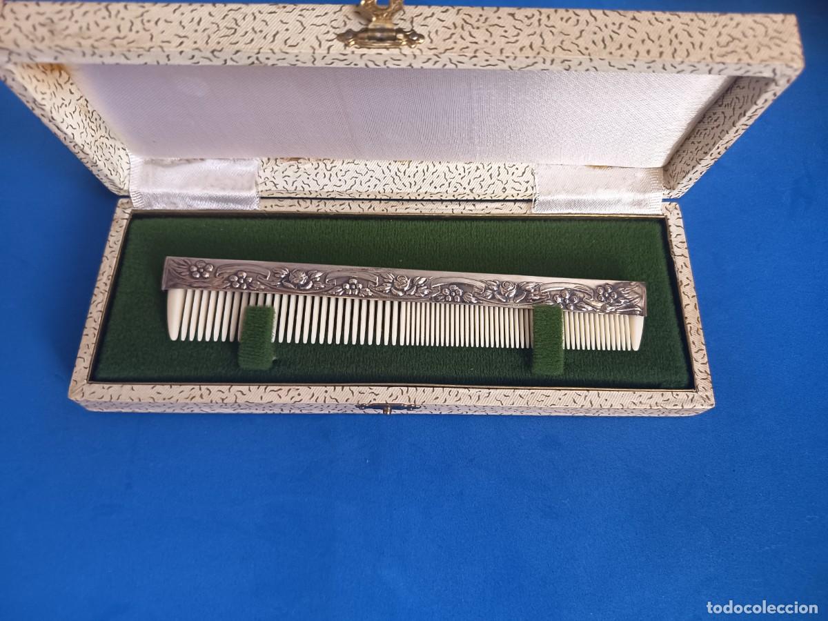 Coleccionismo: Antiguo peine de tocador de plata