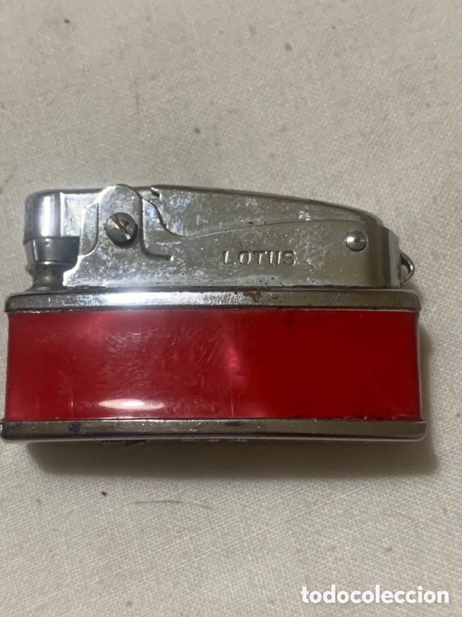 Coleccionismo: Encend&iacute; gasolina vintage lotus rojo