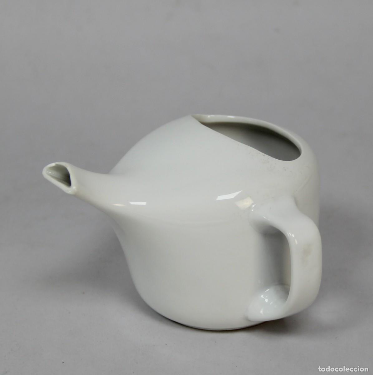 Coleccionismo: Taza de enfermo. Pistero.