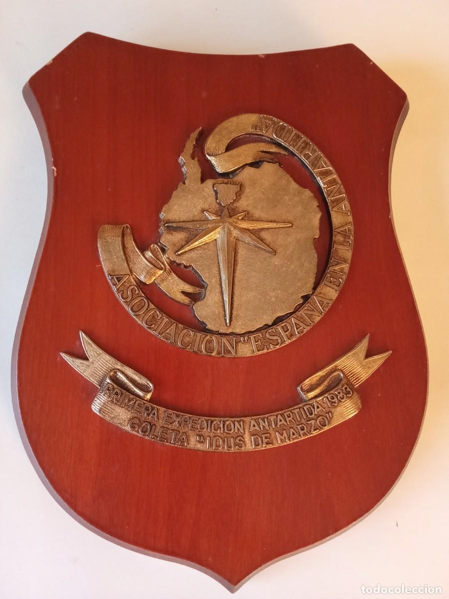Coleccionismo: Metopa conmemorativa de la Asociaci&oacute;n &ldquo;Espa&ntilde;a en la Ant&aacute;rtida&rdquo;