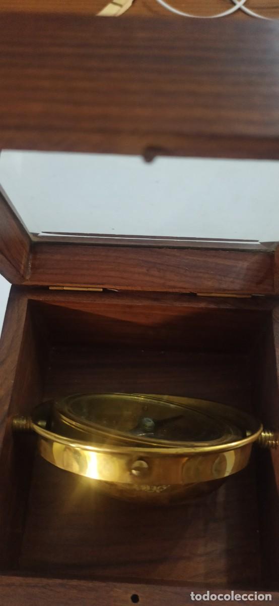 Coleccionismo: Br&uacute;jula en caja madera - Foto 5
