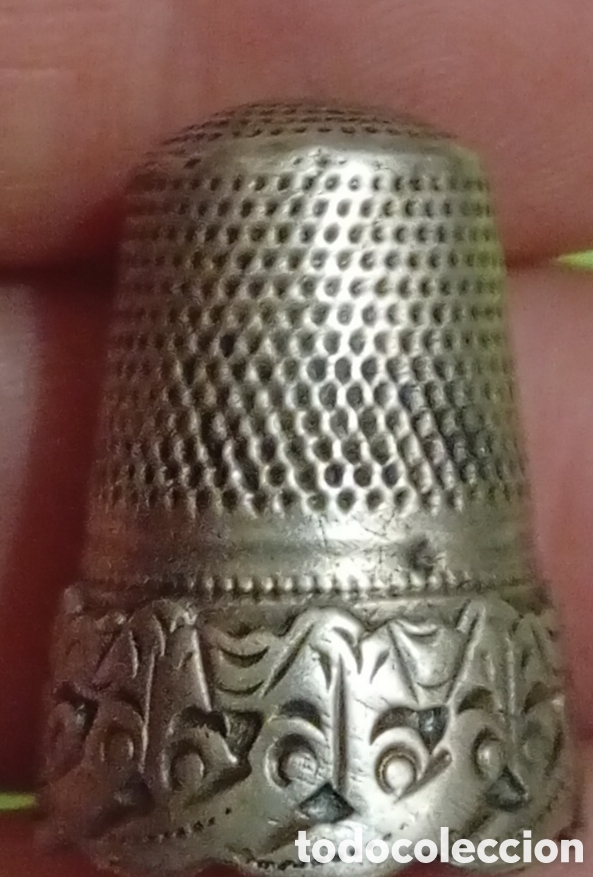 Coleccionismo: Precioso antiguo dedal de colecci&oacute;n del siglo XIX plata