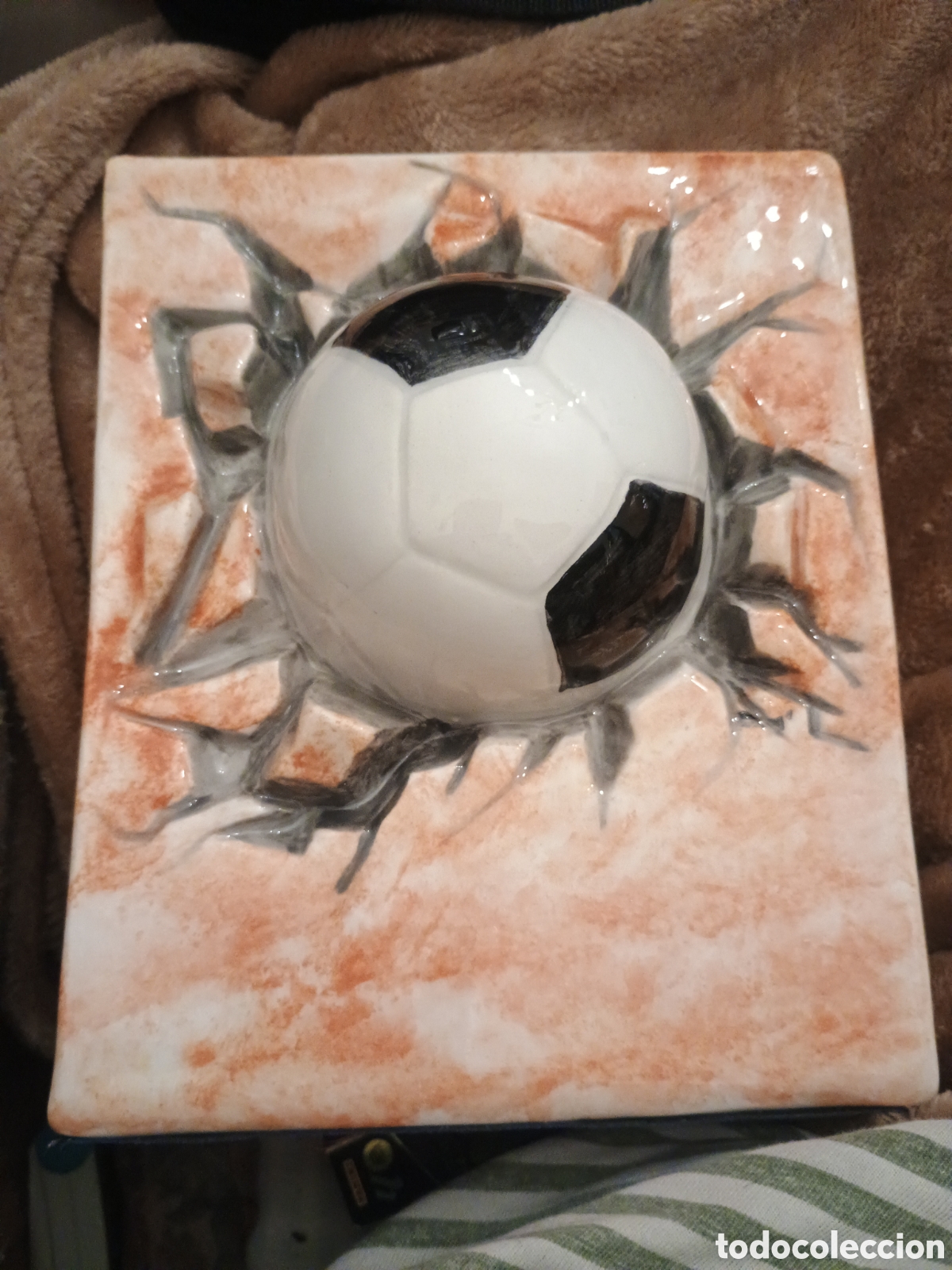 Coleccionismo: TROFEO FUTBOL PORCELANA
