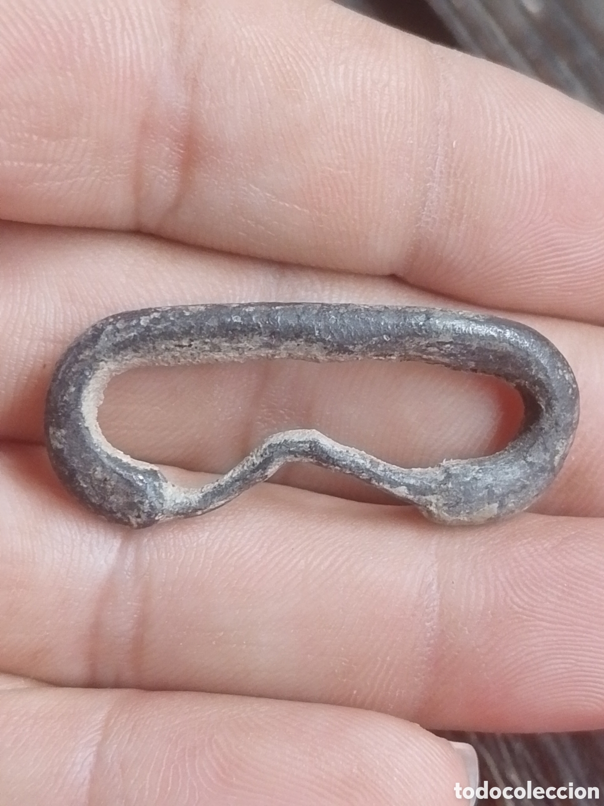 Coleccionismo: A-Hebilla hispano&aacute;rabe de bronce siglo XII-XIII