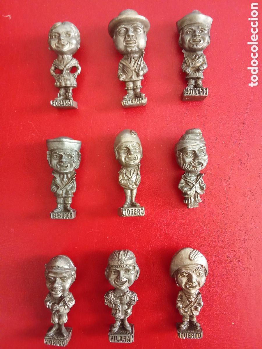 Coleccionismo: Lote de 9 cabezudos,comparsa de Zaragoza,en metal ,JMJ