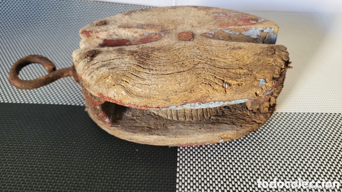Sammeln: Antigua polea madera