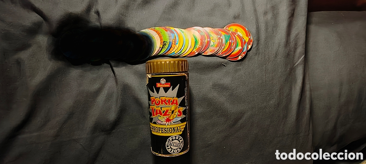 Coleccionismo: Lote Tazos Looney Tunes Matutano (A&ntilde;os 90) + Porta Tazos Profesional