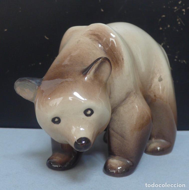 Coleccionismo: PEQUE&Ntilde;O OSO EN CERAMICA ESMALTADO