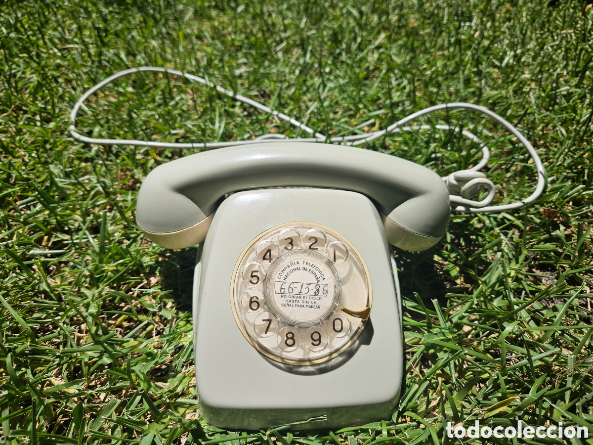 Coleccionismo: ANTIGUO TELEFONO D&Eacute;CADAS 60-70