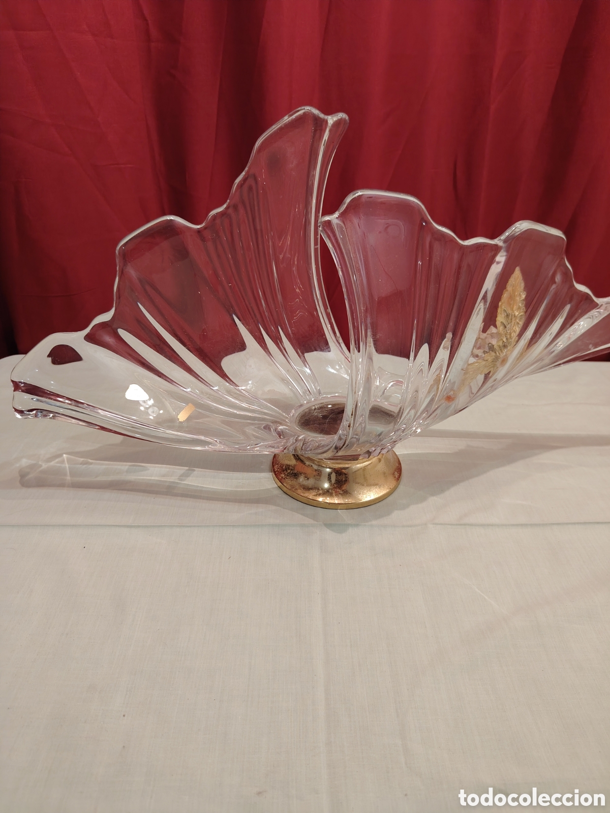 Coleccionismo: Bonito centro de mesa de cristal