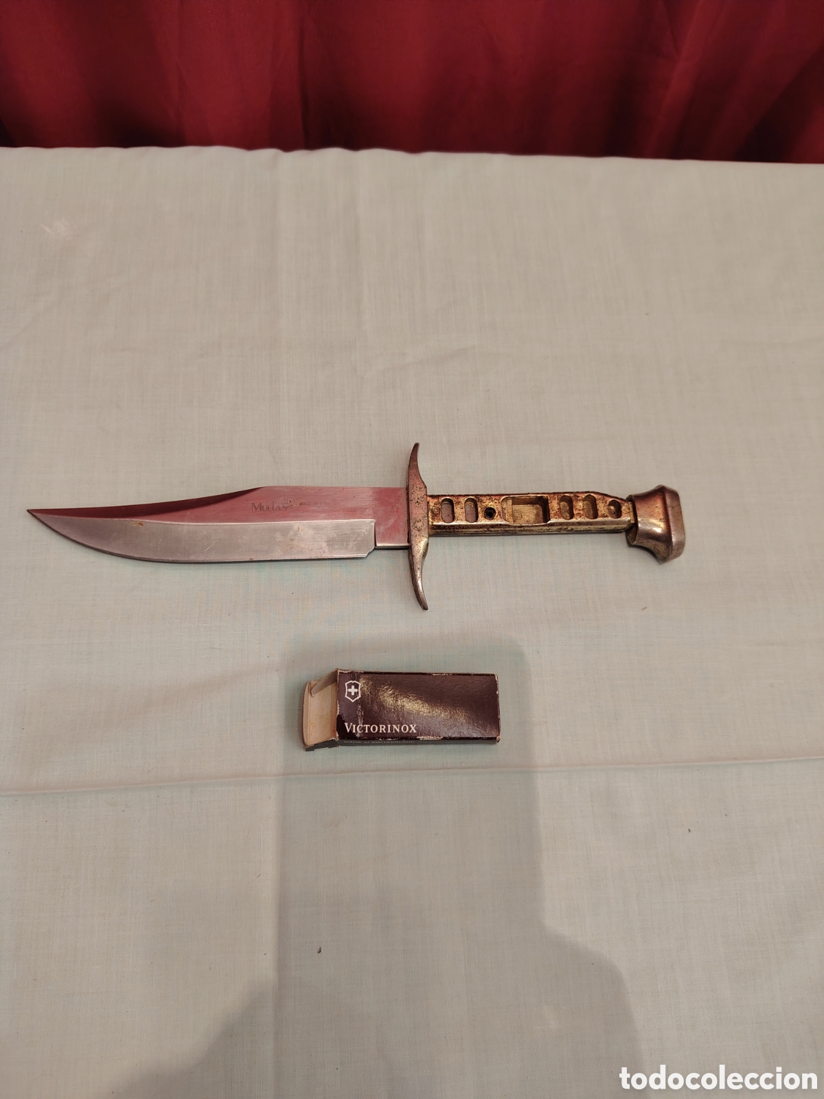Coleccionismo: Cuchillo y navaja muela y victorinox